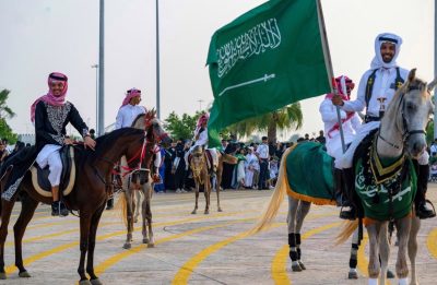 مسيرة وعروض وطنيّة  مع انطلاق احتفالات أهالي جازان باليوم الوطني الـ 94