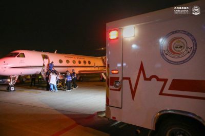 وصول فهد المولد إلى الرياض بطائرة الإخلاء الطبي..