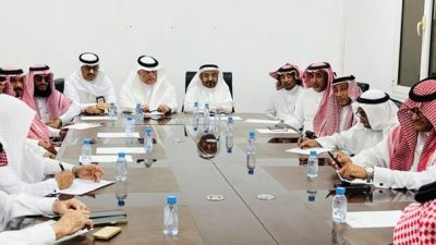 محافظ أبوعريش يرأس الاجتماع التنسيقي الأول لاستعراض تحضيرات المحافظة مهرجان شتاء جازان 2025
