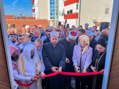 إمام المسجد النبوي يفتتح أكبر مسجد في العاصمة بودغوريتشا بالجبل الأسود بدعم من المملكة العربية السعودية..