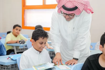 وزارة التعليم تُعلن إلغاء ربط العلاوة السنوية بالحصول على ⁧‫ الرخصة المهنية..