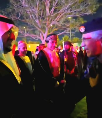 نائب أمير منطقة الرياض يستقٌبل الرحالة الهندي وزوجته الرحالة السعوديّة ومجموعة من الدراجين