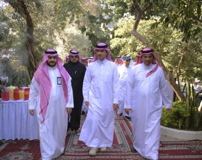 وزير البلديات والإسكان يُذهل من جمال الطبيعة في فيفاء..