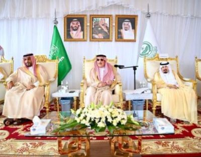 أمير منطقة جازان يلتقي مشايخ وأهالي محافظة فيفا..