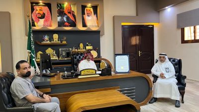 محافظ المسارحة يستقبل مدير المستشفى بالمحافظة.. 