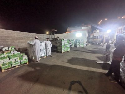الجمعية الخيرية بمحافظة ضمد توزع التمور والسَلَّات الغذائية على الأسر المحتاجة..