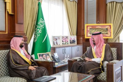 سلمان بن سلطان يستقبل الرئيس التنفيذي للشركة السعودية للخدمات الأرضية..