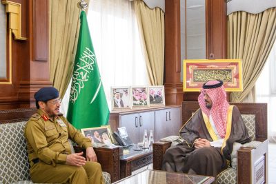 سلمان بن سلطان يستقبل مدير عام الدفاع المدني بالمملكة..