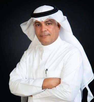 إستشاري ناصحًا ضيوف الرحمن : قطرات الترطيب ضروريّة لمواجهة “جفاف العين”