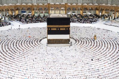 إختصار خطب وصلاة الجمعة بالحرمين الشريفين خلال موسم الحج تخفيفًا على ضيوف الرحمن