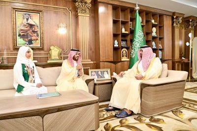بالفيديو : سمو أمير منطقة جازان يكرم الطالبة “جيوان شعبي” من تعليم جازان لتحقيقها المركز الـ 2 عالميًا في “آيسف 2025”..