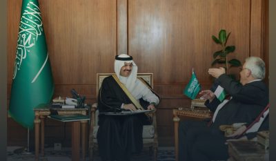 أمير عسير يستقبل سفير دولة فلسطين
