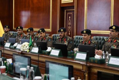 اللواء الفرج يستقبل رئيس هيئة الدفاع المدني والإسعاف بسلطنة عمان