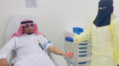 محافظ أبوعريش المكلف يشارك في الحملة الوطنية للتبرع بالدم