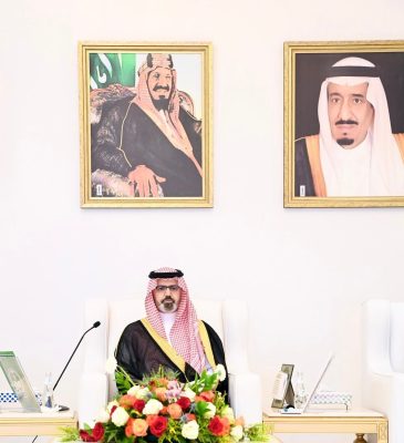 نائب أمير جازان: تبرع ولي العهد بالدم وإطلاقه الحملة الوطنية للتبرع بالدم مبادرة يسمهان في رفع مستوى الوعي بأهمية التبرع بالدم ودعمه..