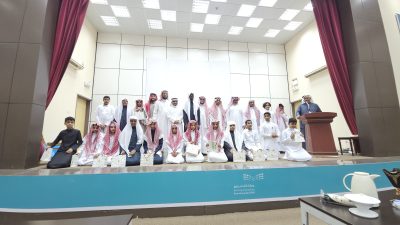محافظ ضمد يزور متوسطة عثمان بن عفان بضمد وابتدائية تحفيظ القرآن الكريم بمركز الشقيري..