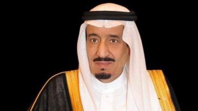 خادم الحرمين الشريفين يصل الرياض قادمًا من جدة