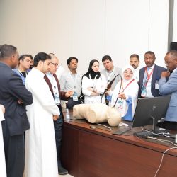 أمير المدينة يفتتح مستشفى الدكتور سليمان فقيه..