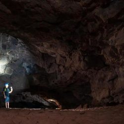 طفل أمريكي يبني مفاعلاً نووياً في غرفته.. طفل أمريكي يبني مفاعلاً نووياً في غرفته..