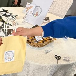 أمير منطقة جازان يقلّد مدير نادي وزارة الداخلية بالمنطقة رتبته الجديدة..