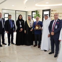 أمسية استثنائية بجمعية الثقافة والفنون بجدة للشاعر “علي عيظة”