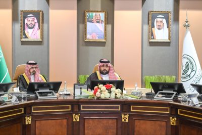 بالفيديو : أمير جازان يرأس اجتماع اللجنة العليا للسلامة المرورية بالمنطقة..