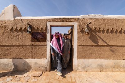 معالي وزير السياحة: القصيم تمتلك مقومات وتجارب سياحيّة متفردة