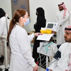 تدخل عاجل ينقذ حياة خمسيني من جلطة قلبيّة  حادة بمستشفى الكامل العام