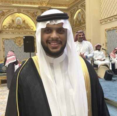 الدكتور “عبدالمجيد بافقيه”.. يدخل القفص الذهبي