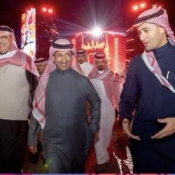 سمو أمير جازان يستقبل طالبًا فائزًا بالمركز الأول في مهرجان الأفلام السينمائية الطلابية..