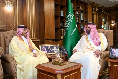 بالفيديو : سموّ أمير جازان يستقبل رئيس النيابة العامة بالمنطقة..