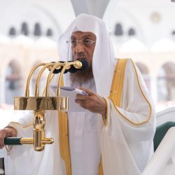 الحذيفي يؤم المصلين لصلاة الجمعة بالمسجد النبوي