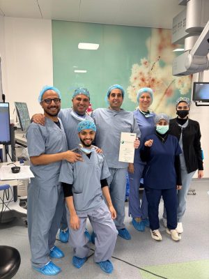 مركز التميّز للعيون في تجمع الرياض الصحي الأول يسجّل أول عملية متقدمة لعلاج الجلوكوما..
