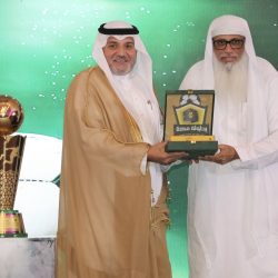 وسط تفاعل جماهيري لافت.. جناح “صبيا” يحيي ليالي “هذه جازان” بالطرب والفنون الشعبيّة
