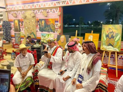 وسط تفاعل جماهيري لافت.. جناح “صبيا” يحيي ليالي “هذه جازان” بالطرب والفنون الشعبيّة