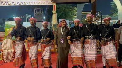 عراقة “الخطوة” وهيبة “السيف” تأسران زوار الشارع الثقافي في جناح صبيا بـ “جازان 2026″*