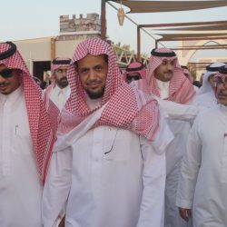 محافظ ضمد “الهزاني” يكرّم الموظفين المتميزين والموظفات المتميزات بإدارة شؤون المساجد بالمحافظة..
