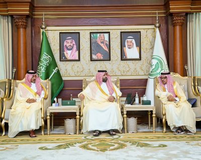 سمو أمير جازان يتسلم التقرير السنوي لـ”تراحم” جازان”.. 