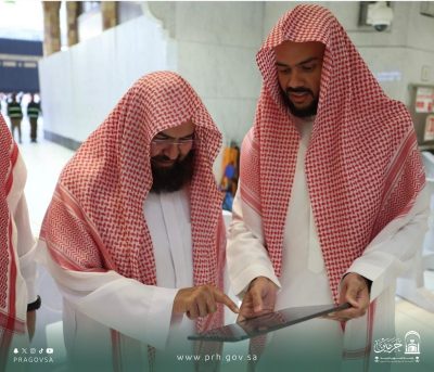 معالي رئيس الشؤون الدينيّة يدشّن المصحف الصوتي والمرئي (بلاغ) من صلاتي التراويح والتهجد بالمسجد الحرام لعام 1447هـ