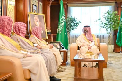 بالفيديو : سمو نائب أمير جازان يستقبل رئيس محكمة الاستئناف بالمنطقة..