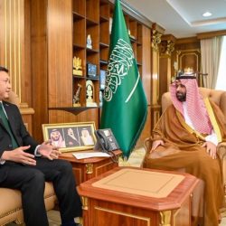 سعود بن نهار يستقبل قائد القوة الخاصة للأمن البيئي بمنطقة المدينة المنورة