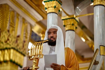 البعيجان يؤم المصلين لصلاة الجمعة بالمسجد النبوي الشريف