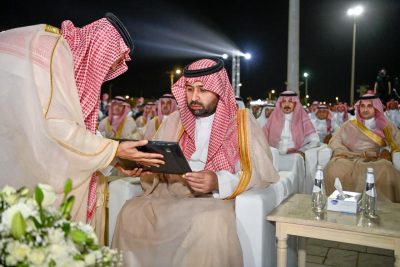أمير منطقة جازان يضع حجر الأساس لمشروع منتجع الحريد.. 