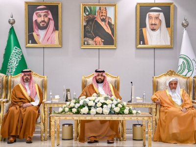 بالفيديو : سمو أمير منطقة جازان يكرم الطلاب والطالبات الحاصلين على جائزة “منافس 2025”..